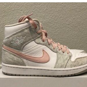 Jordan Women's Sneakers - White and Pink